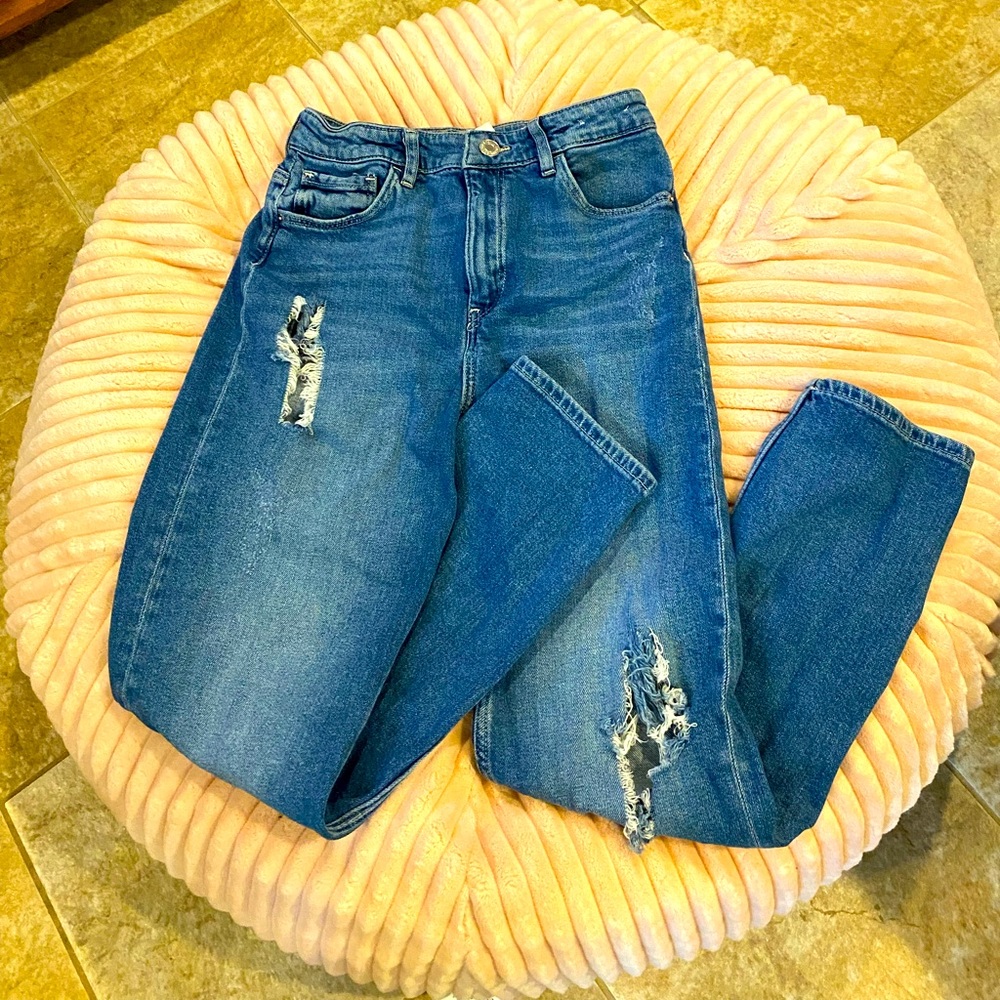 H &M girls size 11/12 youth distressed jeans